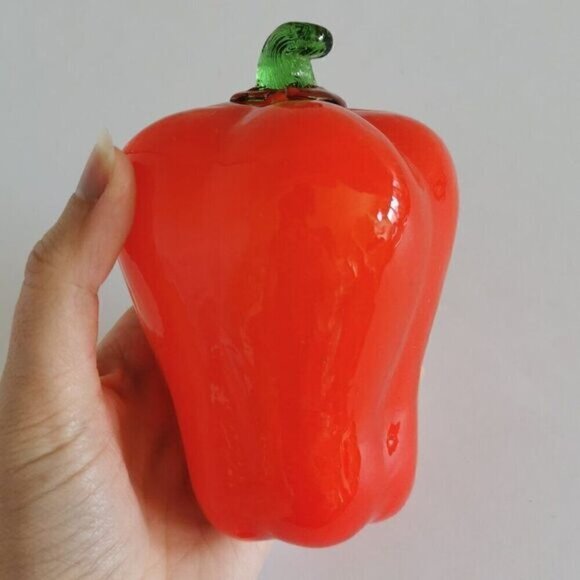 Vintage Glass Red Bell Pepper, Art Glass Collectible Fruit Vegetable - Picture 1 of 8